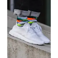 在飛比找蝦皮購物優惠-Adidas ORIGINALS SWIFT RUN 全白 