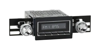 RetroRadio for 1961-80 International Scout LCB-M6-250-11-82