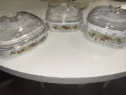 vintage pyrex casserole dishes