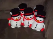 Crochet 5- 8 in Snowmen doll animal Christmas decor handmade