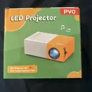 PVO LED MINI Projector New in Box YG 300