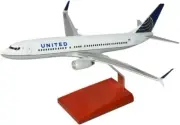 United Continental Airlines Boeing 737-Max 8 Desk Top Model 1/100 SC Airplane