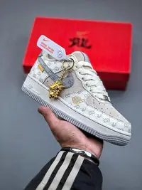 在飛比找Yahoo!奇摩拍賣優惠-耐克Nike Air Force 1 Low 07 x GU