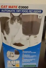 Cat Mate C3000 Automatic Dry Food Pet Feeder