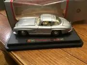 Mercedes 300 SL (1954) cod-0522 Die Cast Silver Bburago 1/24 Italy New in Box