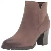 NWT Clarks Verona Step Ankle Boot 9.5 Dark Taupe Leather Gray Tan Bootie Heel