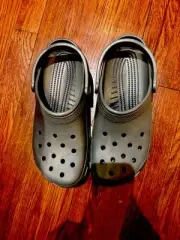 Classic Crocs Men’s Size 10 US Slate Grey *NEW IN BAG*