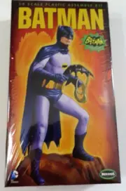 Mobius Batman 1966 Batman Adam West 1/8 Scale Plastic Model Kit 16BMB03 Sealed