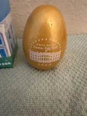 2025 Donald Trump White House Oversize GOLD Commemorative Easter Egg in Box-New