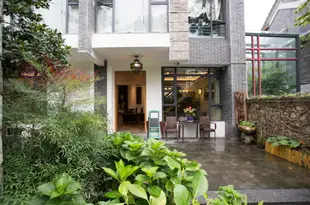 大理山水間怡居度假別墅Shanshuijian Yiju Holiday Villa