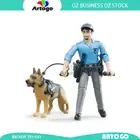 1:16 Scale 62150 Bworld Policeman With Dog Toy Model Set Made Of ABS Material