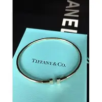 在飛比找Yahoo!奇摩拍賣優惠-Tiffany & co T WIRE NARROW 18k