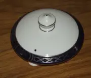 Royal Worcester Mountbatten Platinum Blue Bone China TEAPOT Lid Only.
