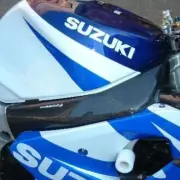 Pyramid Frame Cover Carbon Suzuki GSXR 750 2000-2003