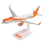 PPC EasyJet Airbus A321neo G-UZMB Desk Top Display Jet Model 1/200 AV Airplane