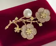 Luxus Perlen Brosche Zirkonia Kristalle 750er Gold 18K vergoldet Anstecknadel 55