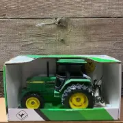 ERTL, John Deere 3140 Utility Tractor, 1:32 Scale, Diecast, NIB