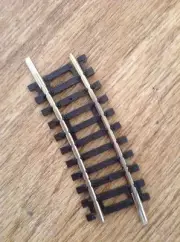 PECO ST-222. Nickel Silver Track. No.1 Radius Half Curve. OO Gauge