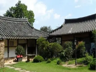 傳統尊享蔡家老房旅館Traditional Noble Choi Old House