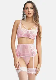 Sweet Daisy 3-Piece Garter Set