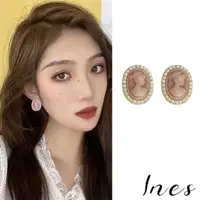 在飛比找momo購物網優惠-【INES】韓國設計粉色仙氣人像珍珠圓型夾式耳環(無耳洞耳環