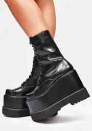 [Lemon Drop by Privileged] Black Dizzy Platform Boots