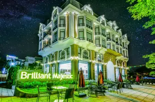 輝煌曼捷斯帝別墅酒店Brilliant Majestic Villa Hotel