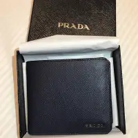 在飛比找蝦皮購物優惠-PRADA 經典水波紋 男性短夾 無零錢袋