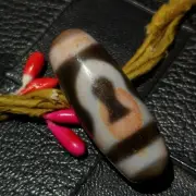 Antique Magic Old Tibetan Agate *Mountain 1 Eye* Amulet Cinnabar Dzi Bead PK003
