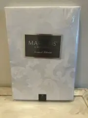 MARQUIS BY WATERFORD TABLECLOTH 70 INCH ROUND REVELL WHITE JACQUARD LUXURY NEW
