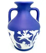 Wedgwood Portland Vase - EXCELLENT Condition! (15cm H)