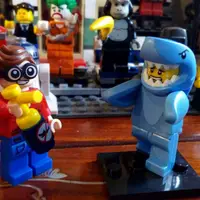 在飛比找蝦皮購物優惠-［樂是你］Lego 樂高人偶組 鯊魚orz+羅賓殺鯊魚毒罐