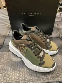 在飛比找Yahoo!奇摩拍賣優惠-【EZ兔購】~正品 PHILIPP PLEIN PP  鞋 