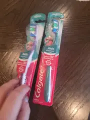 2PK Colgate 360 Toothbrush Tongue & Cheek Cleaner, Medium multicolor