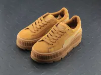 在飛比找Yahoo!奇摩拍賣優惠-Puma Fenty Suede Cleated Creep