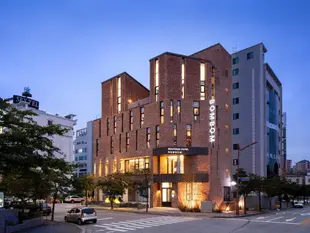 江陵嘭嘭精品飯店Gangneung Boutique Hotel Bombom