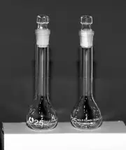 Set of 12- 25ml Volumetric Flask with Glass Stopper, Class A, 2/pack, 6 pk /Box.