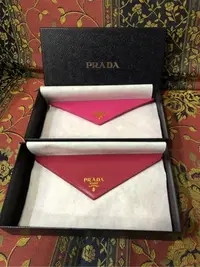 在飛比找Yahoo!奇摩拍賣優惠-（PRADA ）信封錢包 NT$9500