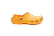 Crocs Classic Clogs - Apricrush
