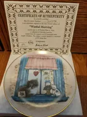 Collector Plate by Knowles China Purrfect Point of View Wistful Morning