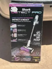 Shark Detect Pro Bagless Cordless HEPA Filter Stick Vacuum IW1111 - BRAND NEW
