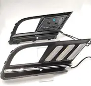 2Pcs Car LED Daytime Running Light Fog Light DRL Dynamic Yellow Turn Signal Light for VW Jetta Sagitar MK6 2015-2018