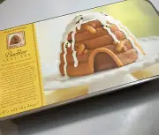 Nordic Ware Beehive Cake Pan 3D Cast Aluminum 10 Cup Williams Sonoma Bundt bees