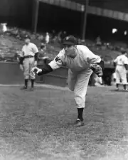 Emil J Leonard of the Washington Senators in 1938 Baseball Old Photo
