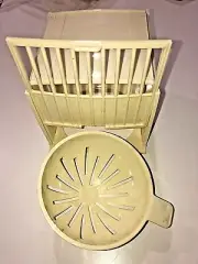 External Canary Nest Box Closed Top Bird Finch Lovebird Aviary Plastic