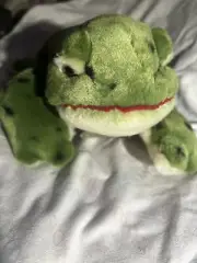 Kids Stuffed Yomiko Classic Bullfrog Green Frog Plush 12 “ Wetlands Swamp Russ