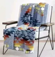New PENDLETON Blanket Throw Sherpa Fleece PEAK CANYON BLUE 50" x 70" Cozy Warm