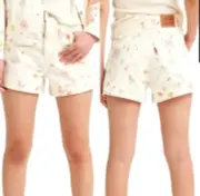 Levi’s High Waisted Mom Shorts Space Doodle White Denim Jeans Shorts Size 24