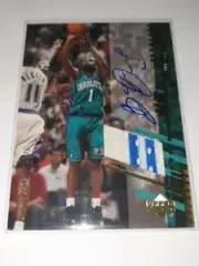 2000-01 Upper Deck Game Jersey Baron Davis Jersey Autograph - Charlotte Hornets