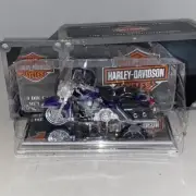 Maisto Avon HARLEY-DAVIDSON 1:18 DieCast Motorcycle 2000 FLHRC ROAD KING CLASSIC